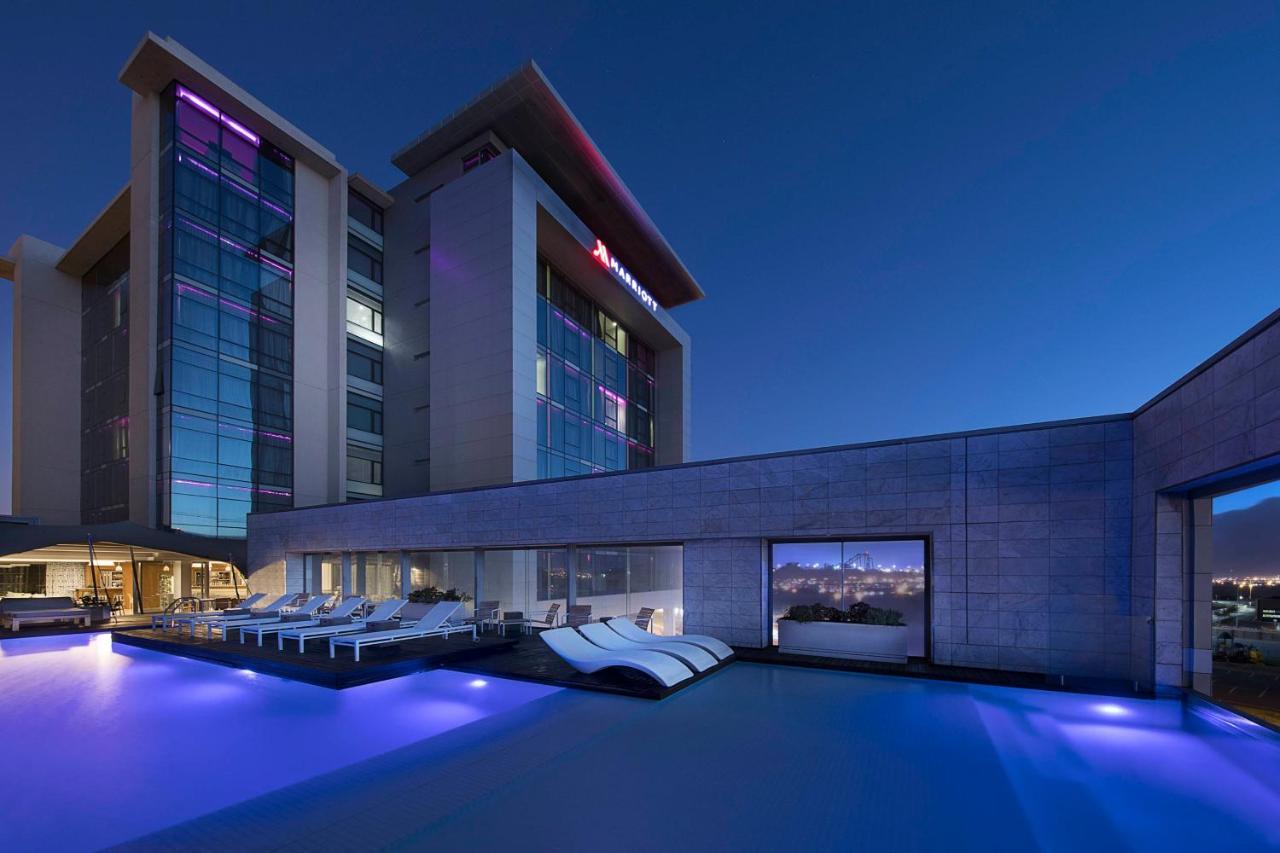 Cape Town Marriott Hotel Crystal Towers Exterior photo